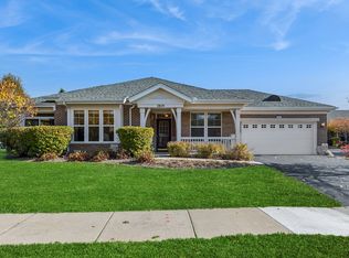 2819 Normandy Cir, Naperville, IL 60564