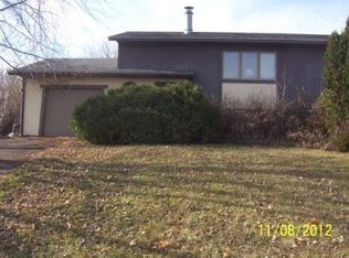 9117 Forestview Ln N, Maple Grove, MN 55369