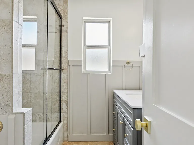 3102 E Whitton Ave — Photo 27