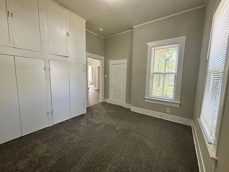 721 E 12th Ave — Photo 9