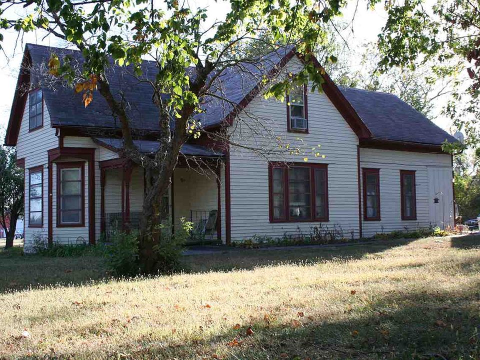 1st image of 316 Elm St
