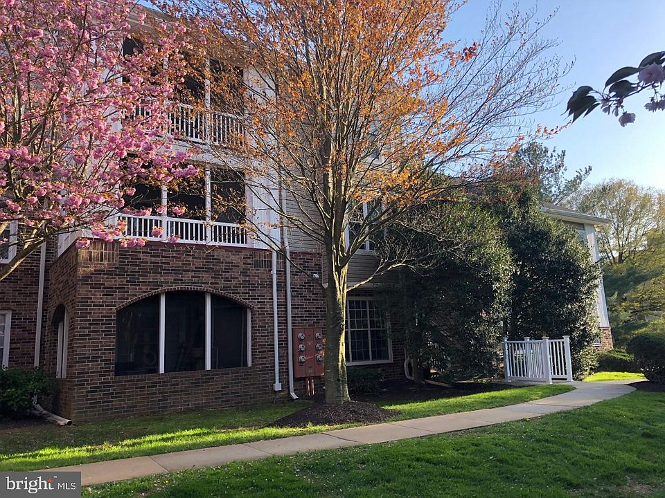 1st image of 602G Squire Ln #602-G