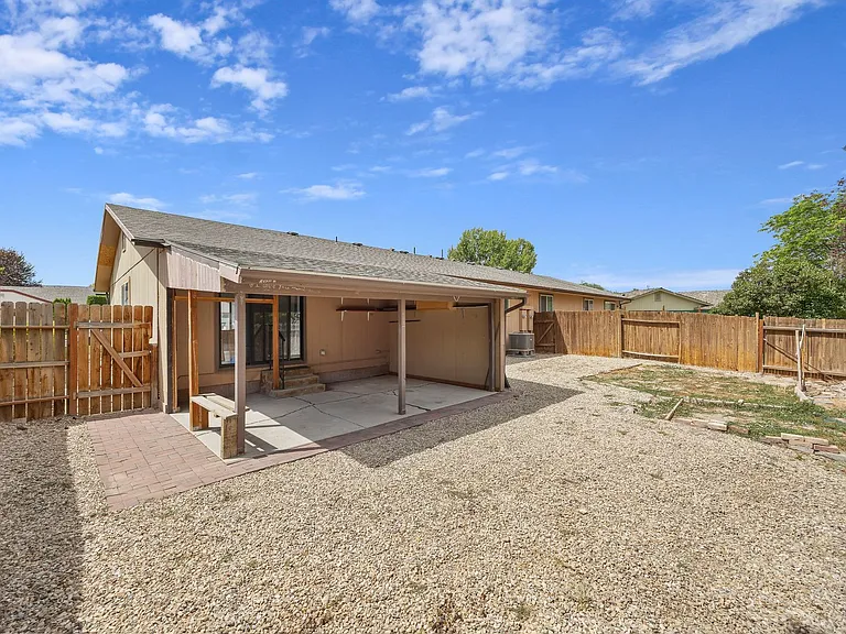158 Ridgeway Dr — Photo 21