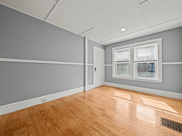 24 Chestnut St #1