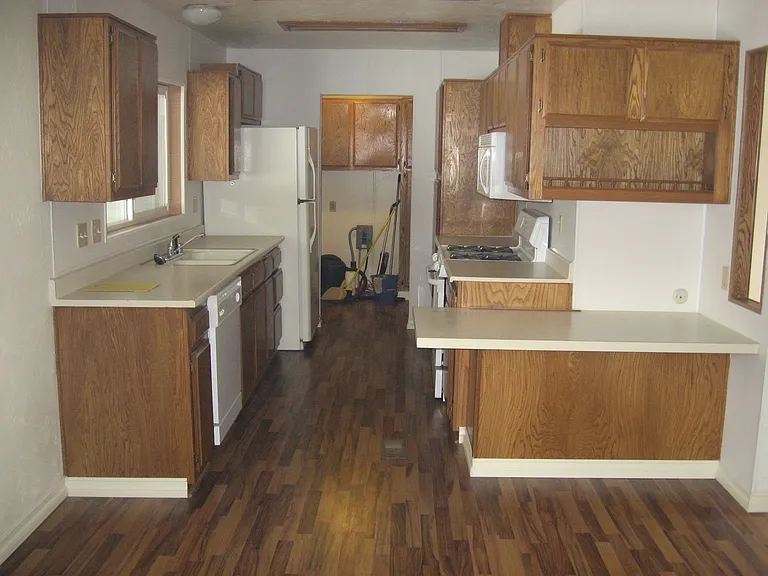 2542 S 9100 W — Photo 5