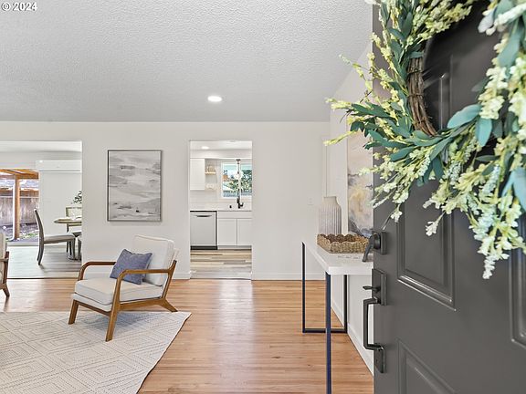 4th image of 8005 Mill Plain Ct