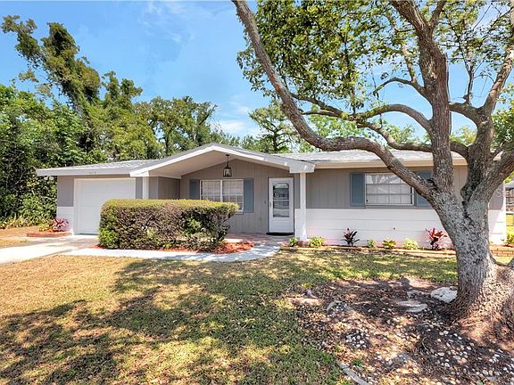 4th image of 5019 Forest Hills Dr
