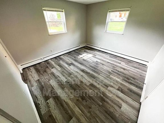 4th image of 3822 Washington Ave #3