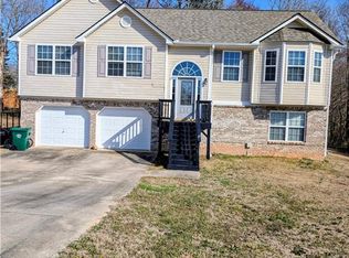 110 Lava Ct, Carrollton, GA 30116