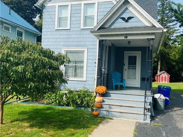 41 Caroline St, Albion, NY 14411