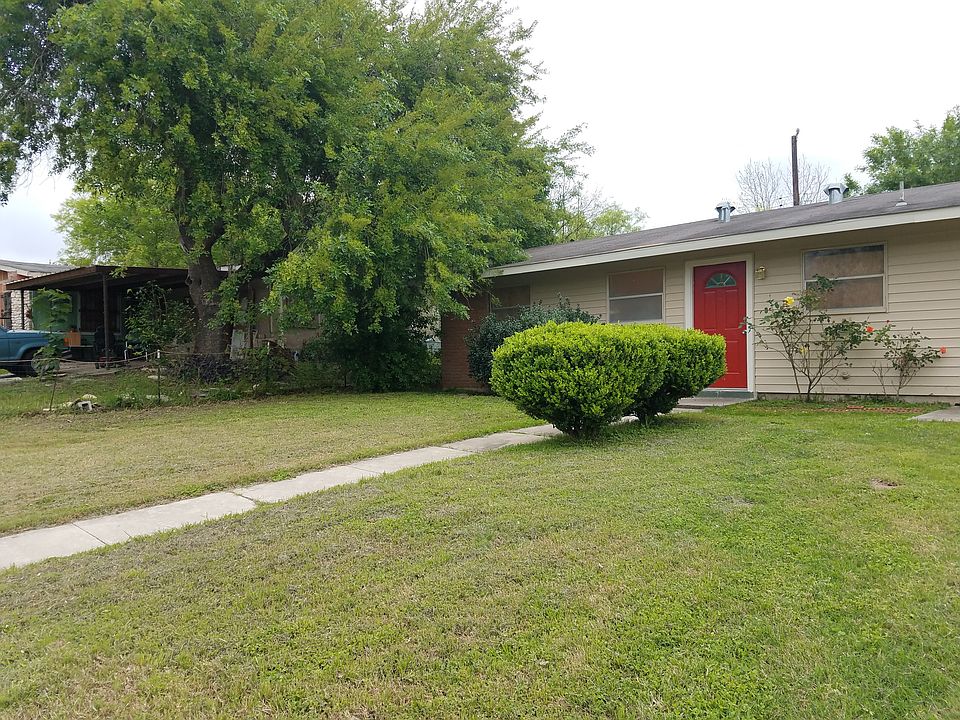 1st image of 154 Lake Valley St