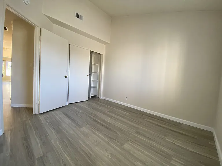 34266 Kenwood Dr — Photo 20