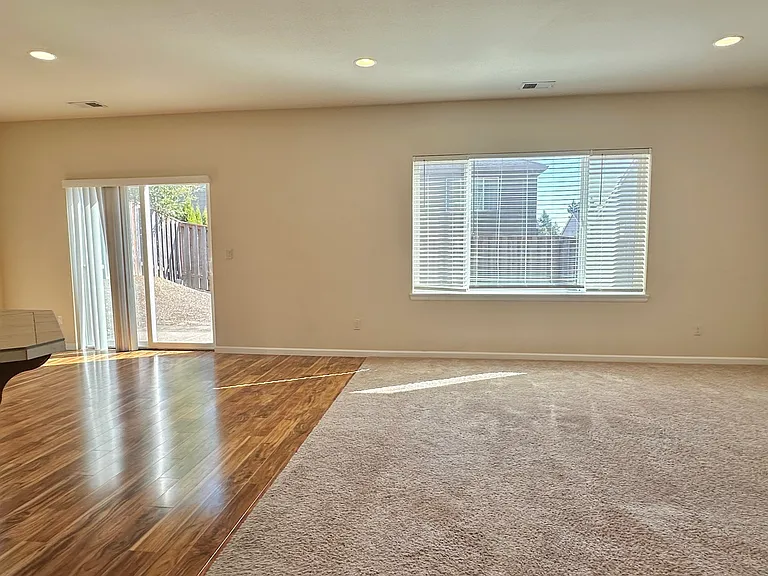 2671 Laura Vista Dr NW — Photo 38