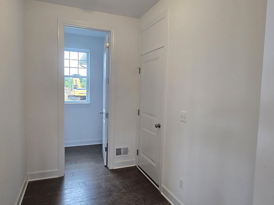 3330 Reserve Blvd, photo 13