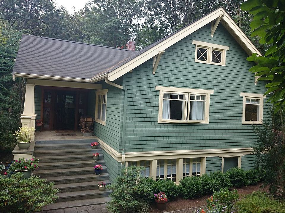 2nd image of 1100 37th Ave