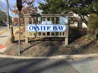 17 Oyster Bay Rd APT B, Absecon, NJ 08201