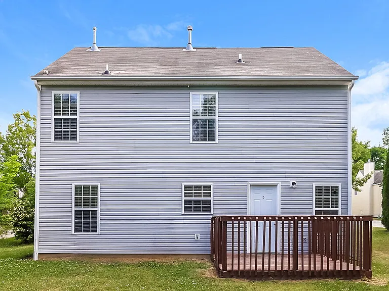 7823 Montbrook Dr — Photo 17