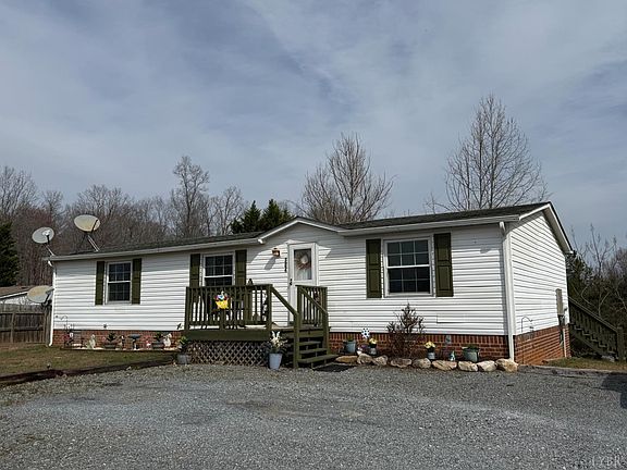 2nd image of 304 Plain Ridge Dr