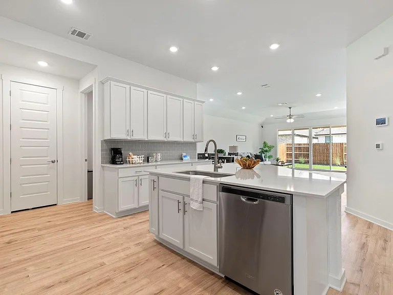2417 Gabriels Horn Rd — Photo 8