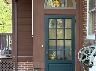111 Nehoiden Rd, Newton, MA 02468