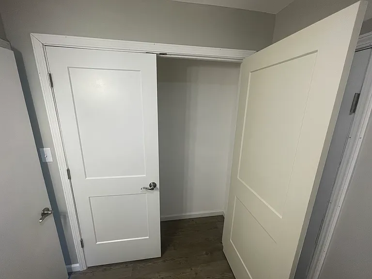 679 N Market St — Photo 8