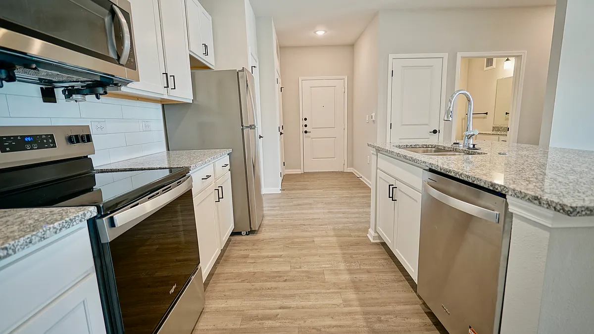 Building Photo - 350 Connection Blvd #2352