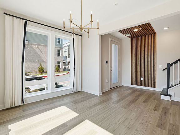 3rd image of 3599 Aster St