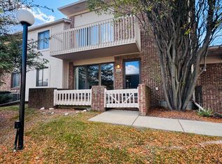 6660 Maple Lakes Dr, West Bloomfield, MI 48322