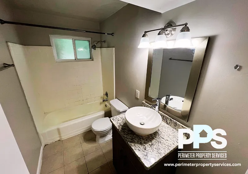 2 bed, 1.0 bath, 750 sqft, $1,450 — Photo 2
