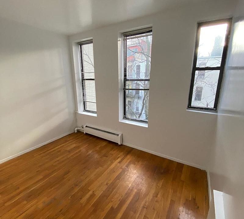 1st image of 310 E 93rd St APT 5E