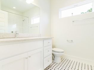 1611 Walnut Ave, Austin, TX 78702