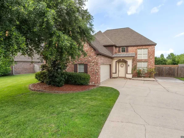 12162 Canterbury Park Dr, Geismar, LA 70734