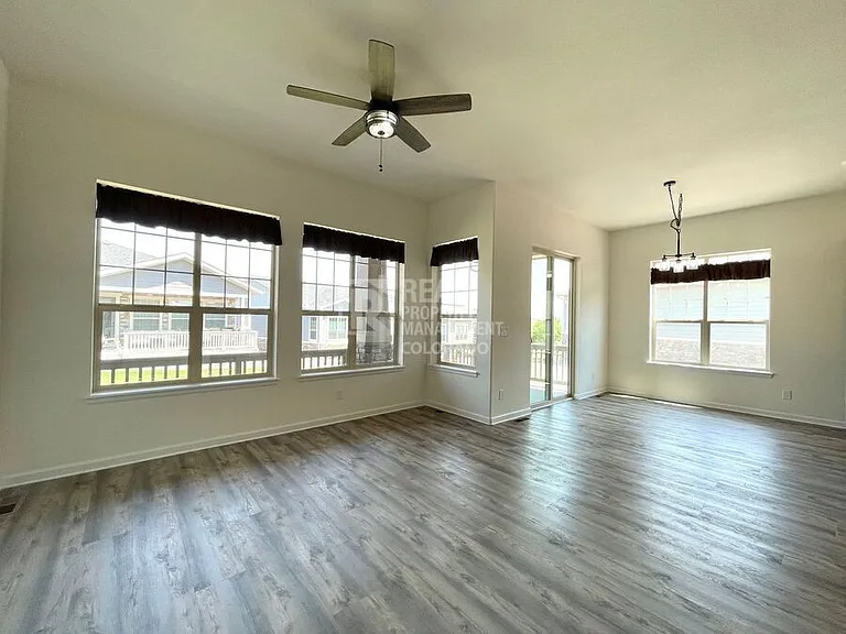 22345 E Bailey Pl — Photo 10