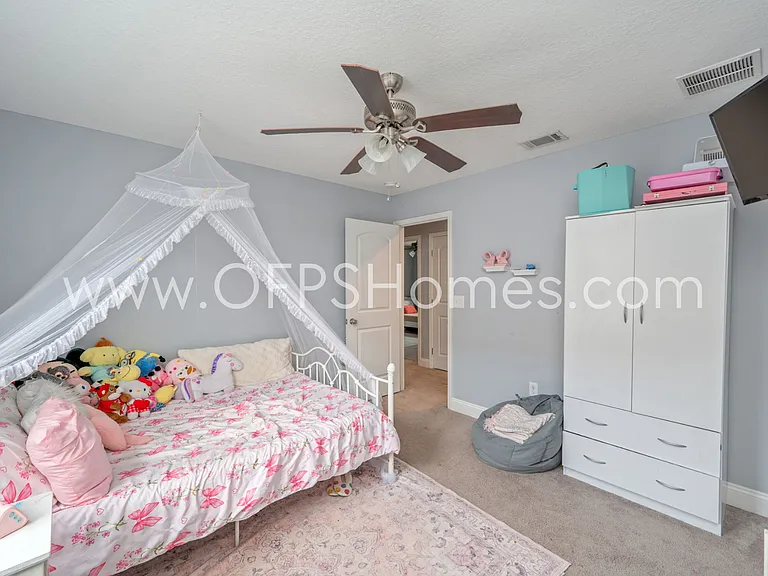 193 Johnson Ct — Photo 33