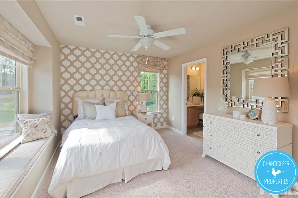 1007 Metropolitan Drive - 1 — Photo 4