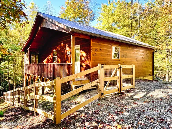 387 Dawsons Lane, Murphy, NC 28906