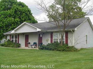 1612 Whipple Dr #2, Blacksburg, VA 24060