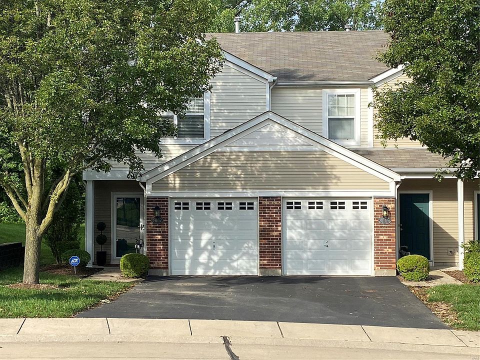1st image of 4867 Heritage Heights Cir