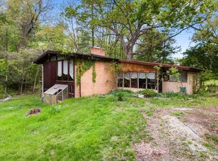 1817 English Forest Rd, Pulaski, VA 24301