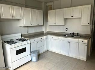 329 3rd St APT 1, Troy, NY 12180