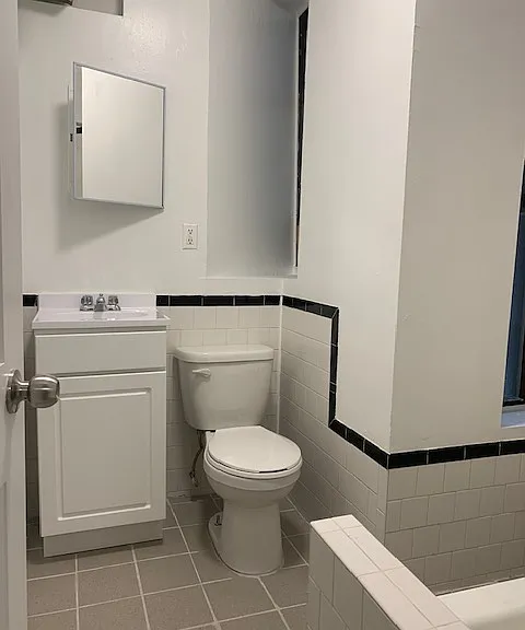 98 Charlton St #17 — Photo 6