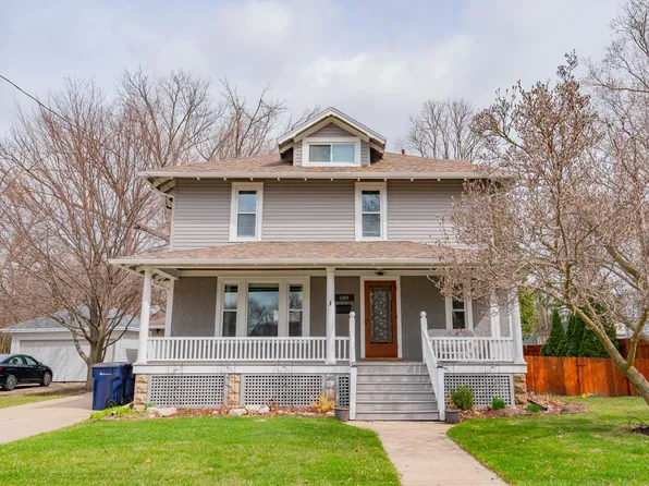 1105 Ruger Ave, Janesville, WI 53545