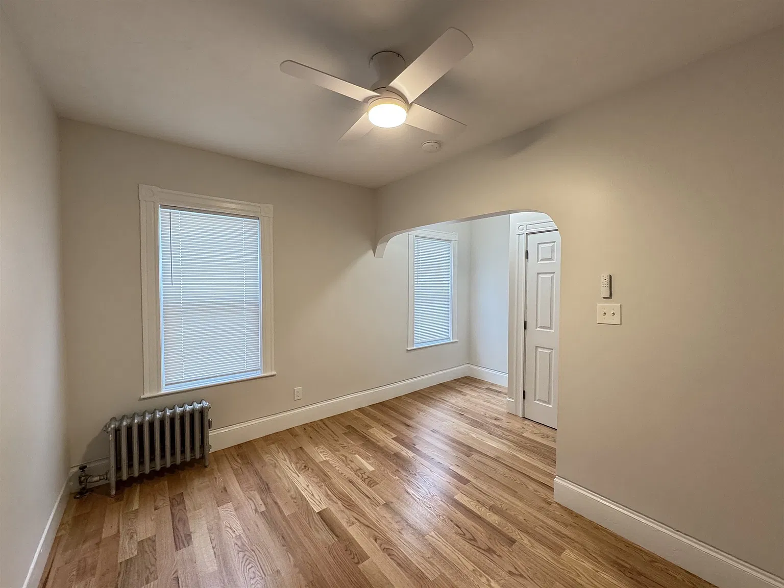 2 bed, 1200 sqft, $2,700 — Photo 4
