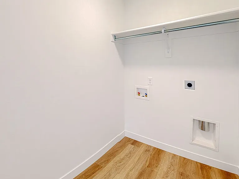 1583 W Stark Dr — Photo 53