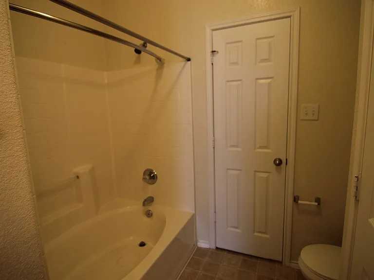 341 Placid Mdw — Photo 15