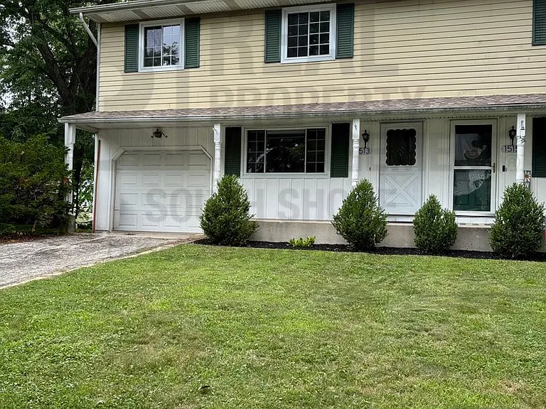 1513 Monticello Park Dr — Photo 1