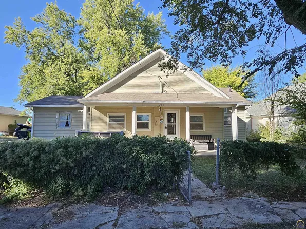 200 E Clark St, Mayetta, KS 66509