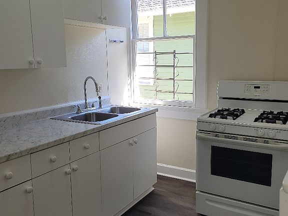 5th image of 8406 Nelson St #1/2