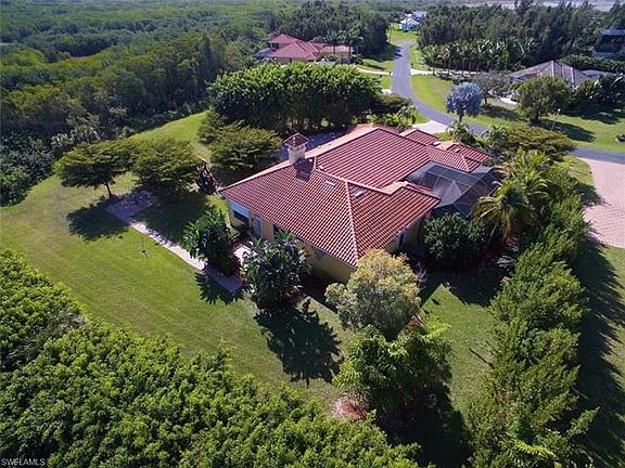 5th image of 8530 Belle Meade Dr