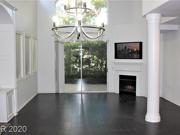 5th image of 9120 Vista Greens Way Unit 102